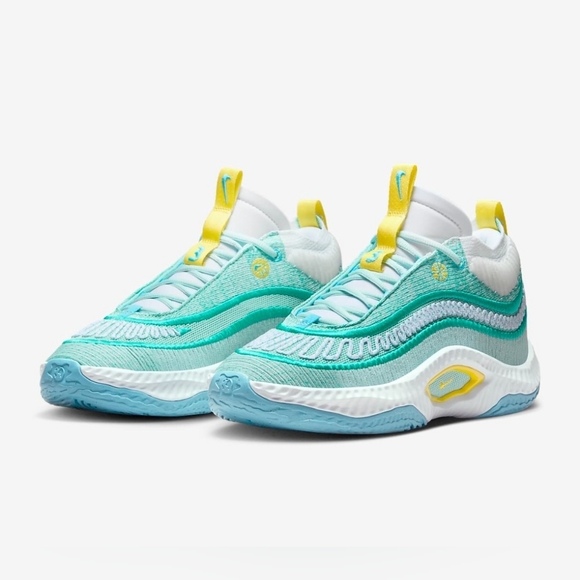 Nike Other - 💜Nike Cosmic Unity 3 Basketball Sneakers💜